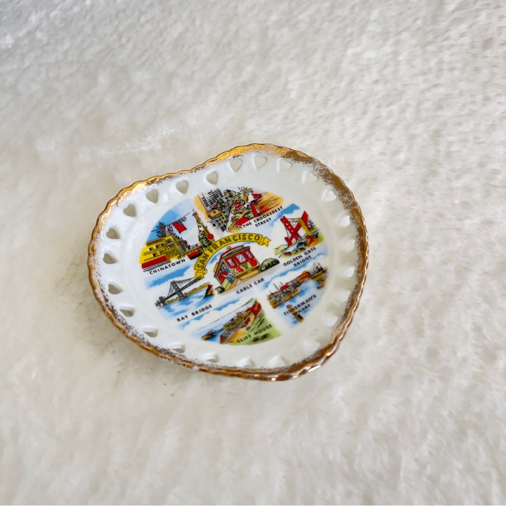 FAN FRANCISCO Heart-Shaped Souvenir Dish with Gold Trim